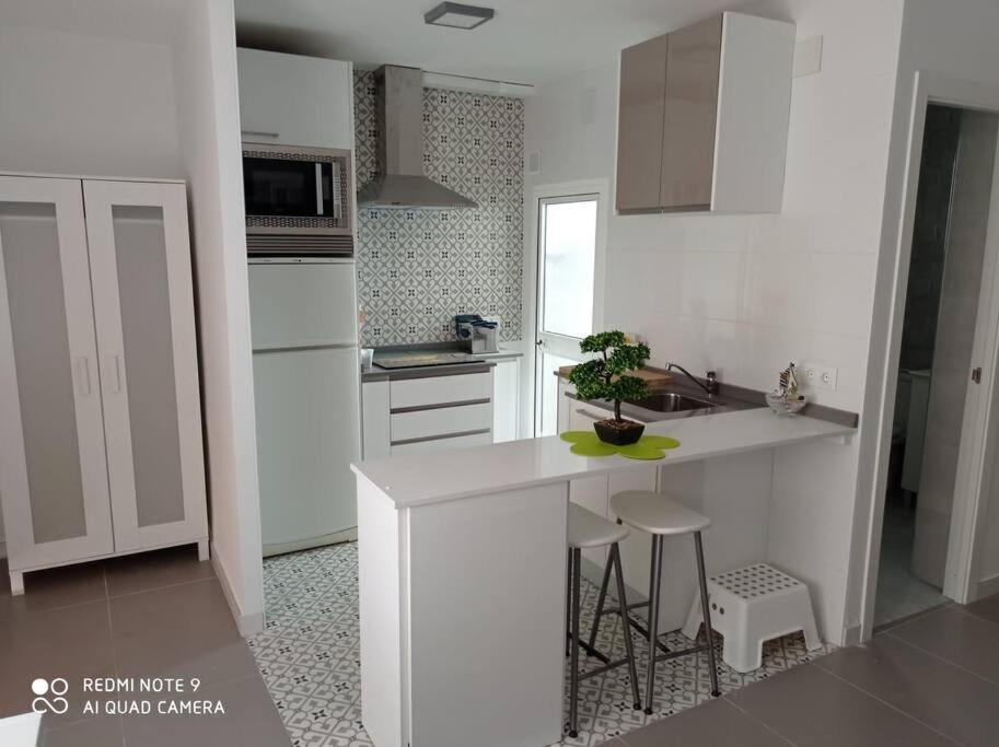 Malaga Beach, Pedregalejo Apt.4/6 2 Hab. ภายนอก รูปภาพ